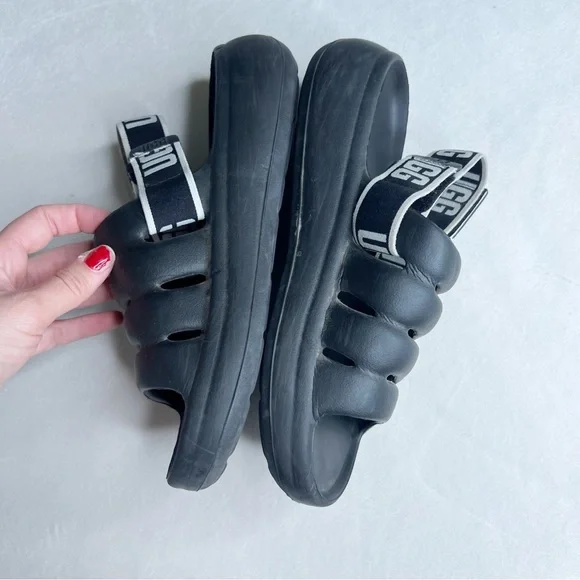 UGG Sport yeah sandal in black - Picture 3 of 6